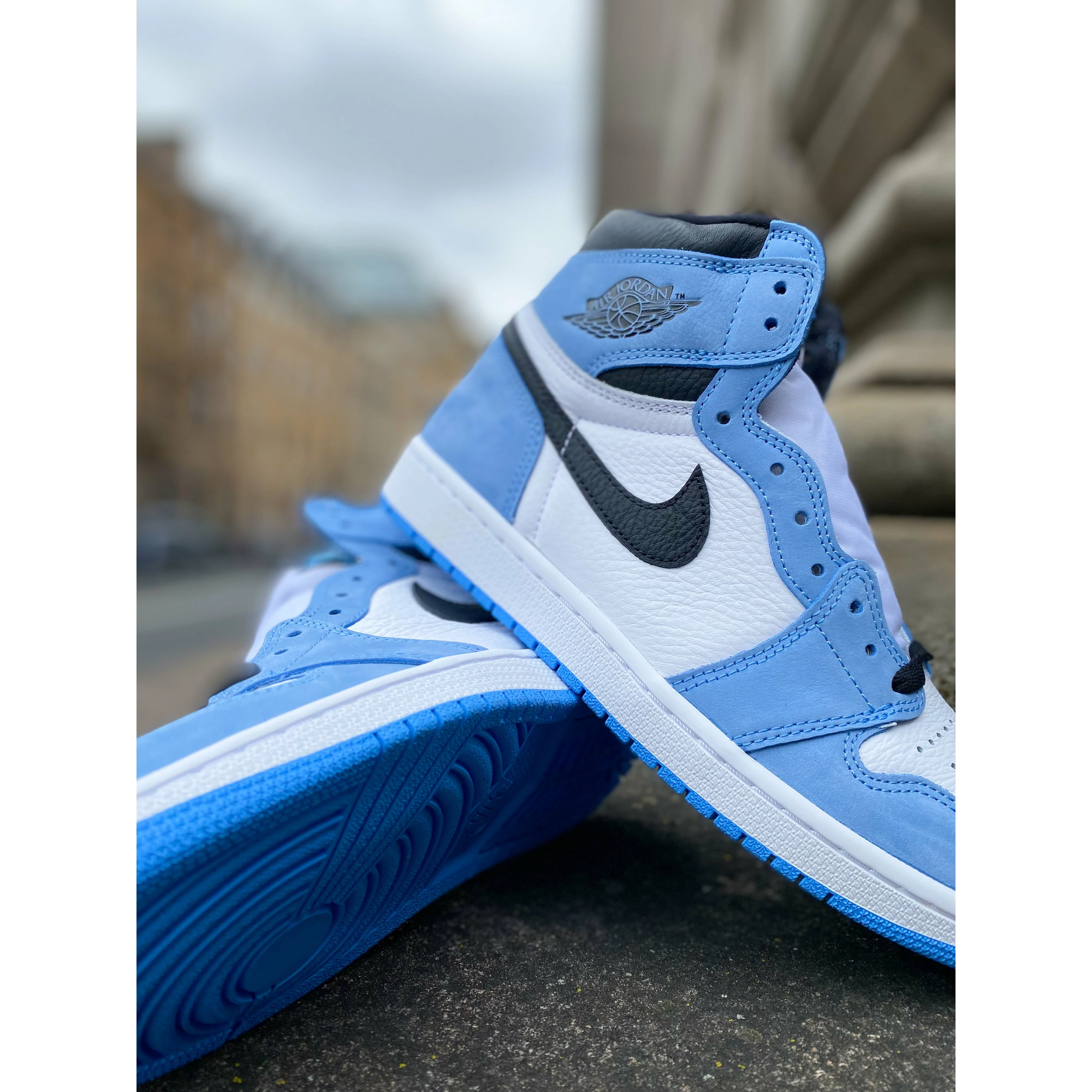Jordan 1 Retro High University Blue - Image 5