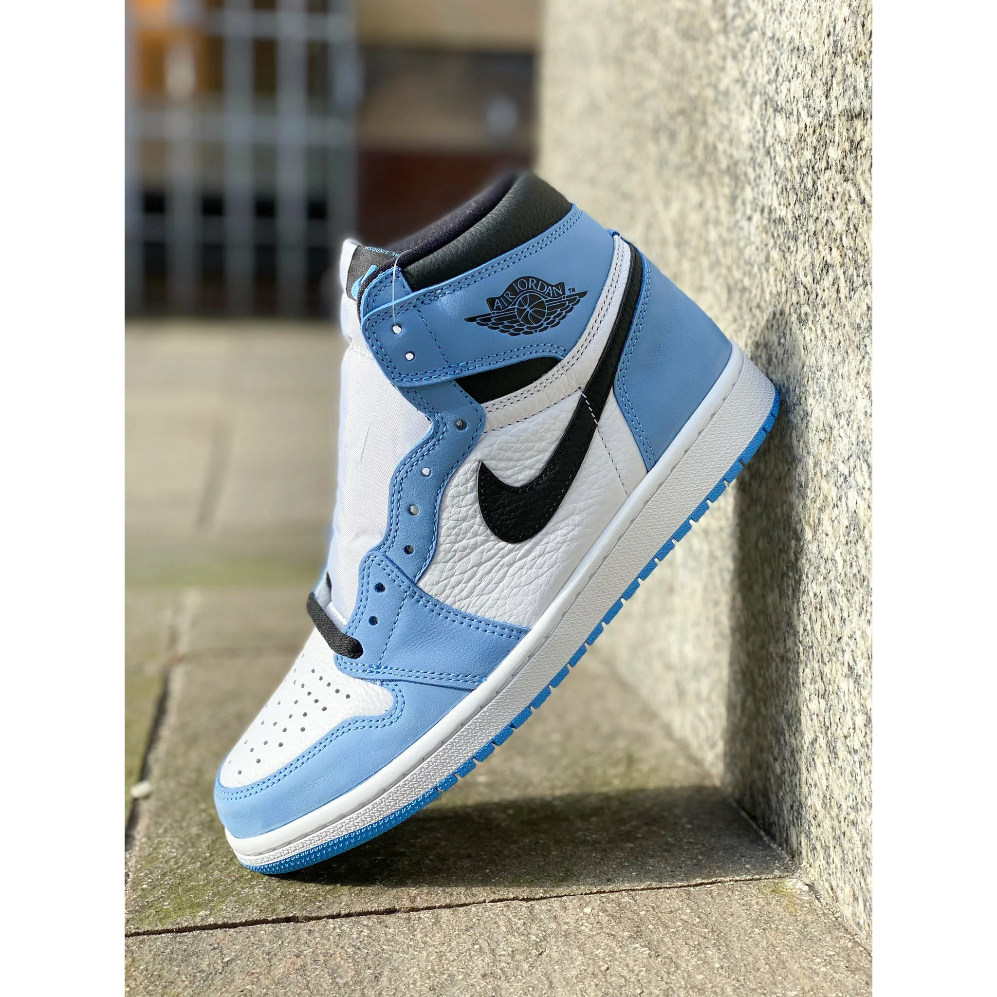 Jordan 1 Retro High University Blue - Image 6